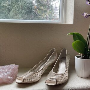 Adrianna Papell Elegant Cream Peep-Toe Heels